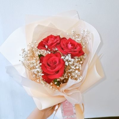 Pettie Red Classic Bouquet