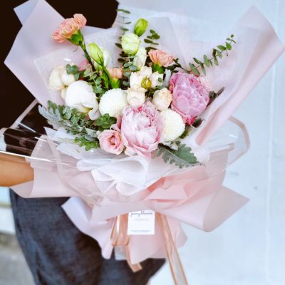 Melo Peony Bouquet