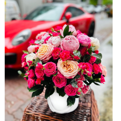 Extravagance Peony Bloom Box (VDAY)