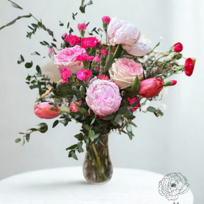 Peony in love Vase Arrangement