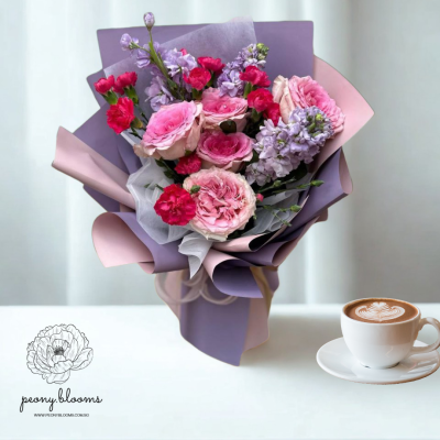 PINK FANTASY ROSES LILAC BOUQUET