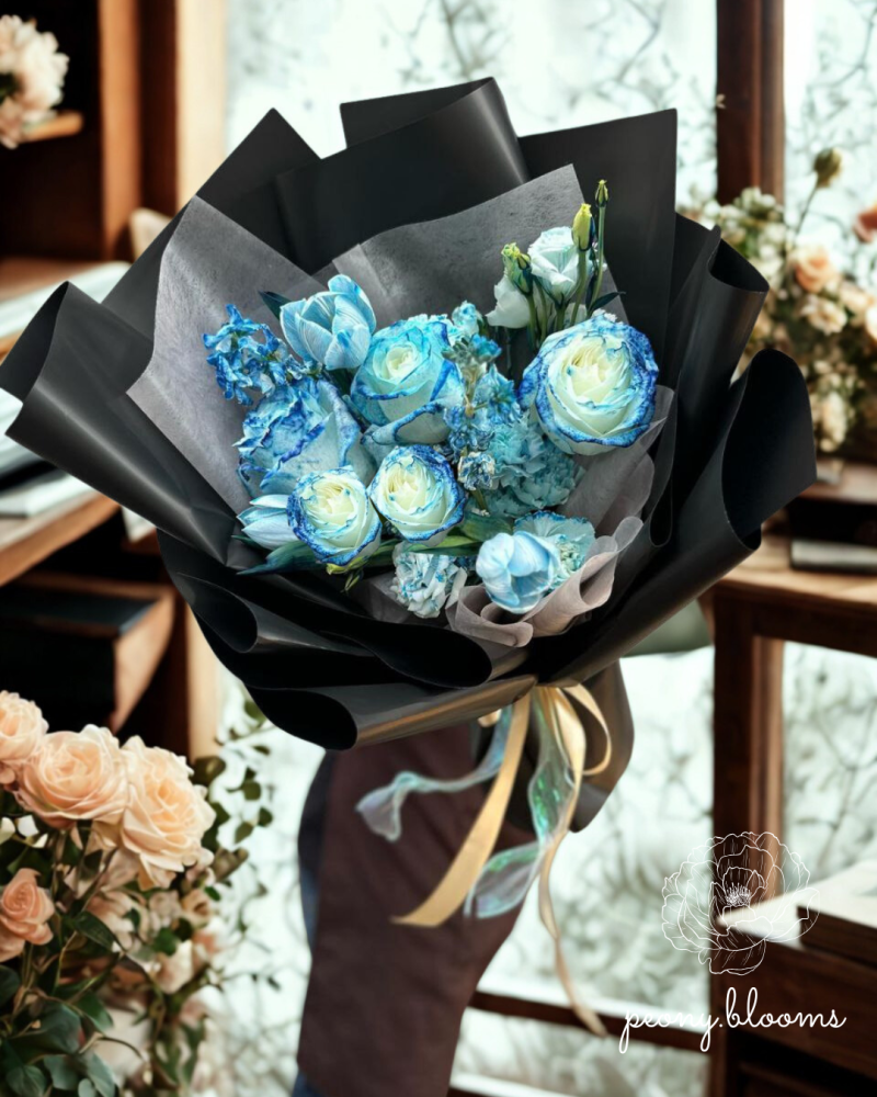 Elegant Mystery Blue Roses Bouquet for Special Moments